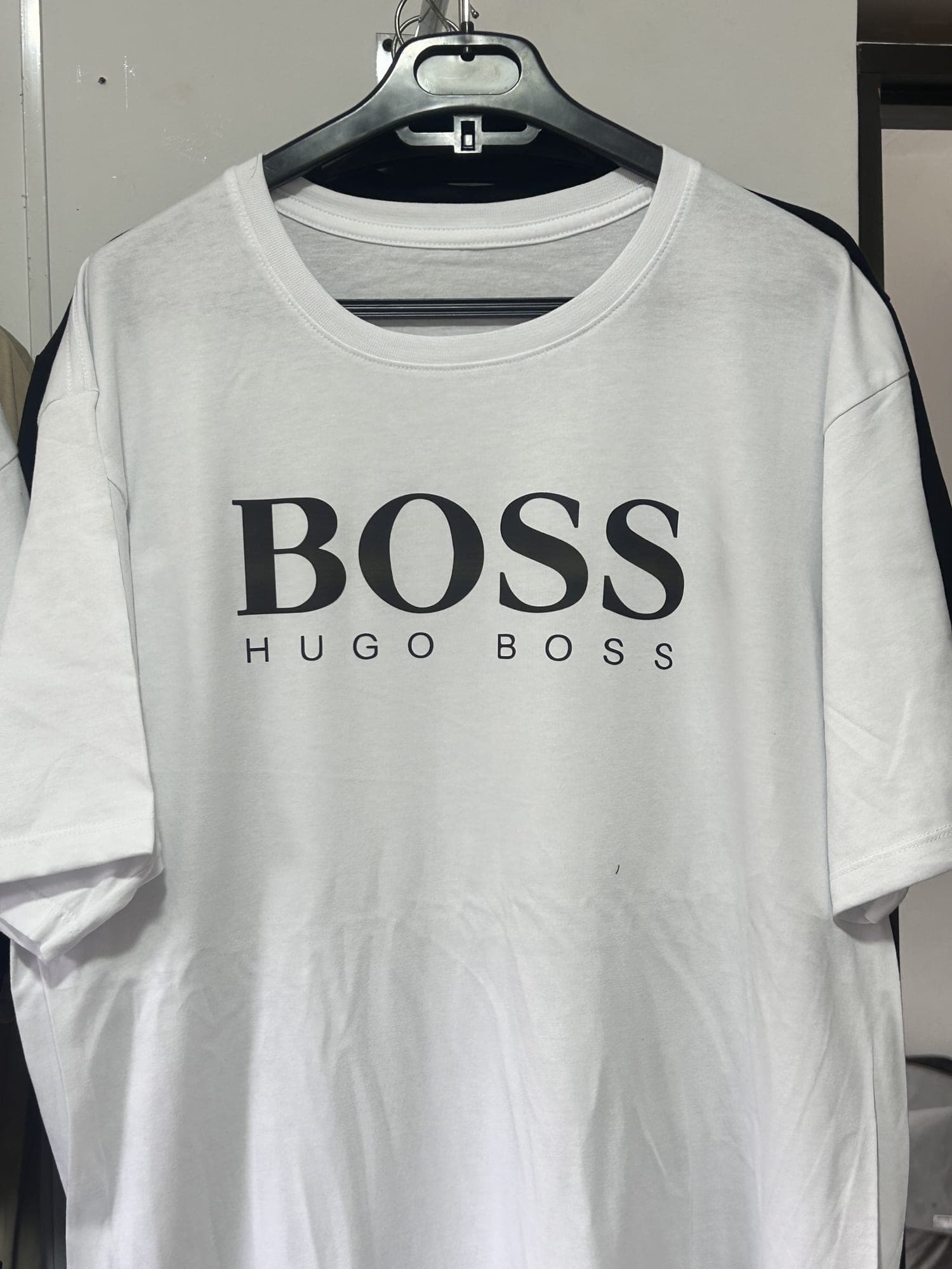 Camiseta Boss clásica blanca 1